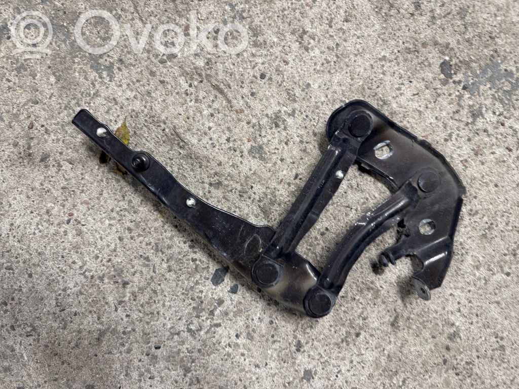 Audi A1 Engine bonnet/hood hinges 