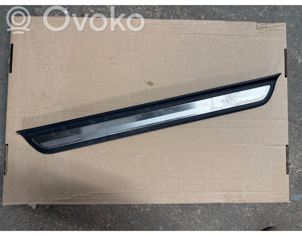 KIA Ceed Moldura protectora del borde delantero 