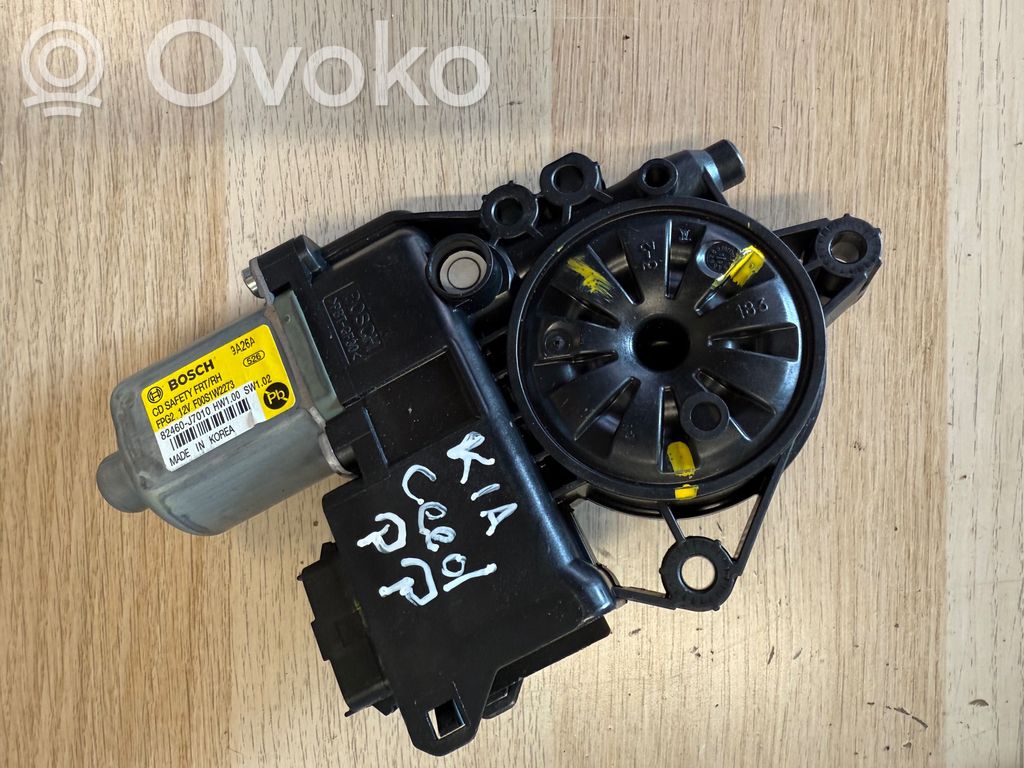KIA Ceed Priekšpusē loga pacēlāja motoriņš 