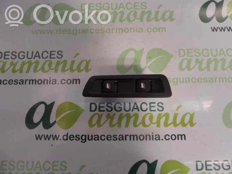 Citroen C-Elysée Electric window control switch 