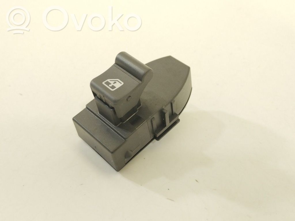 Electric window control switch   71744265