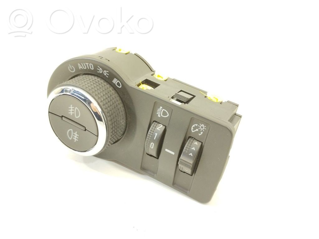 Chevrolet Trax Panel lighting control switch 