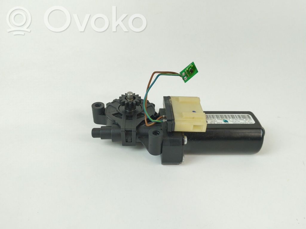 Cinturón delantero   8F0857760
