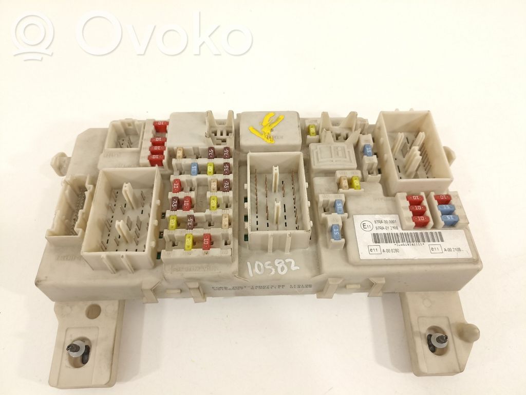 Unidad de control del BSM   7M5T14A073BB