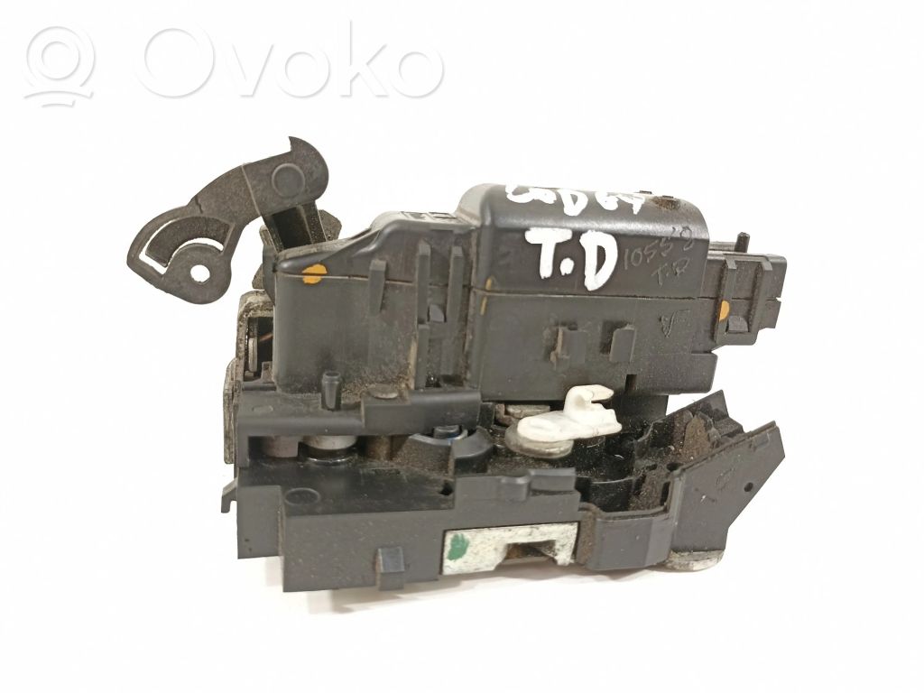 Dacia Lodgy Rear door lock 