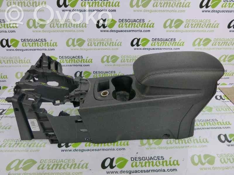 Ford Focus C-MAX Armrest 