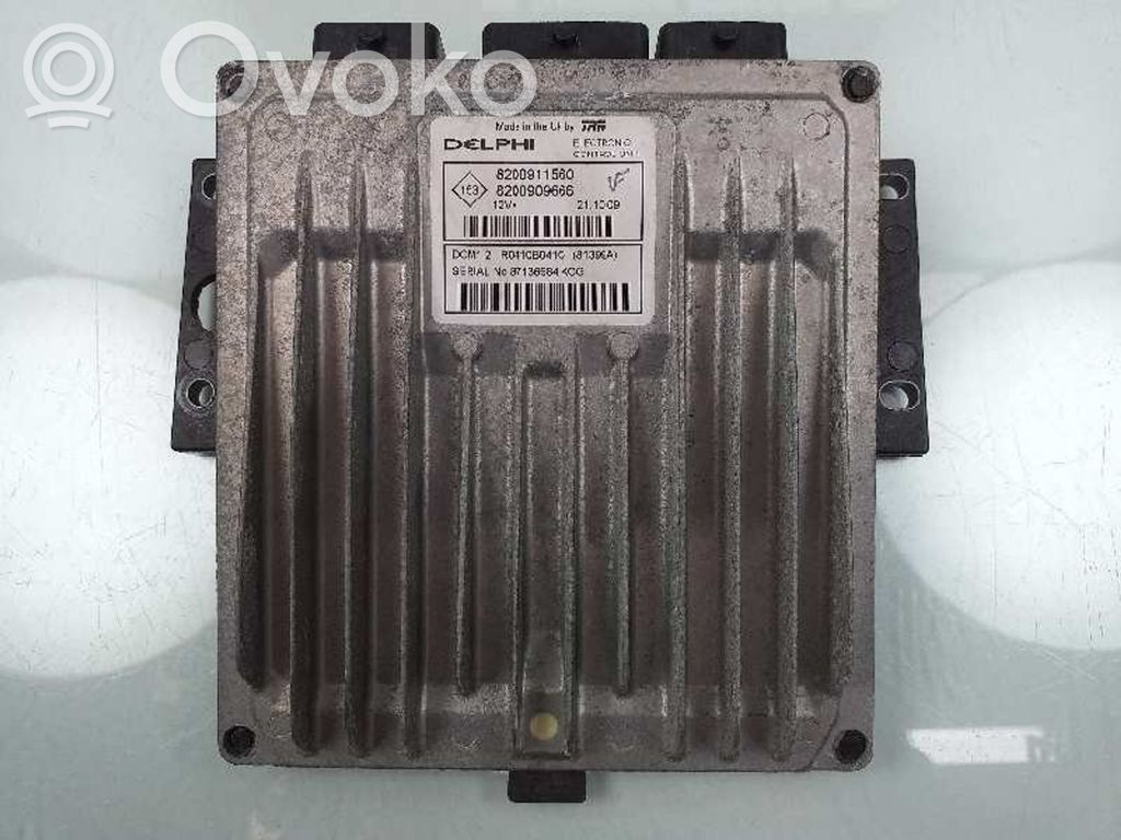 Unidad de control/módulo del motor   8200911560,8200909666