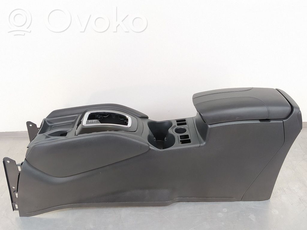Nissan X-Trail T32 Reposabrazos 