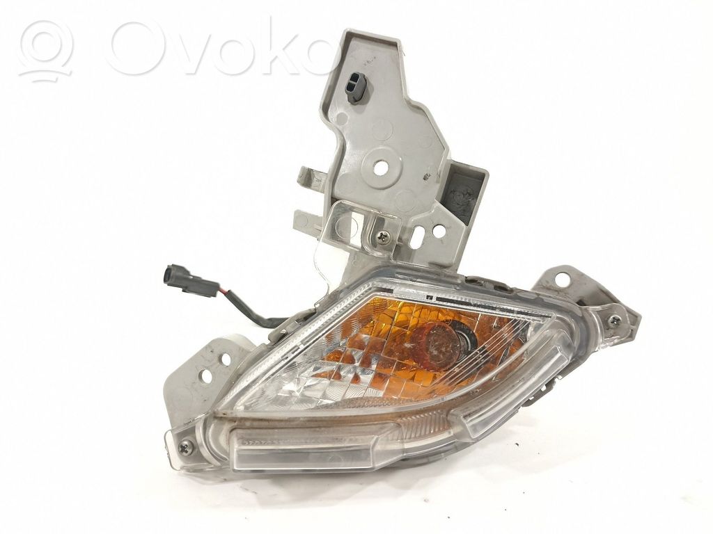 Front indicator light   DB2R51350