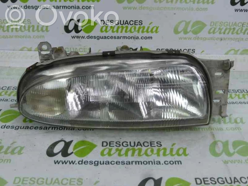 Ford Fiesta Lampa przednia 