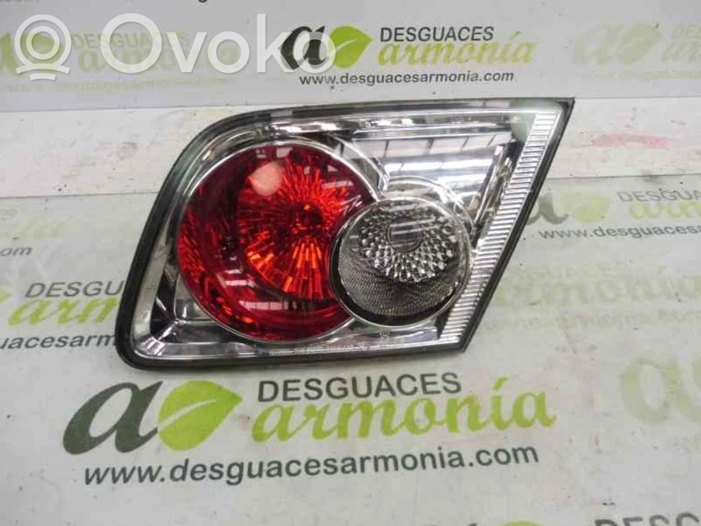 Aizmugurējās durvis   GR1A513F0A