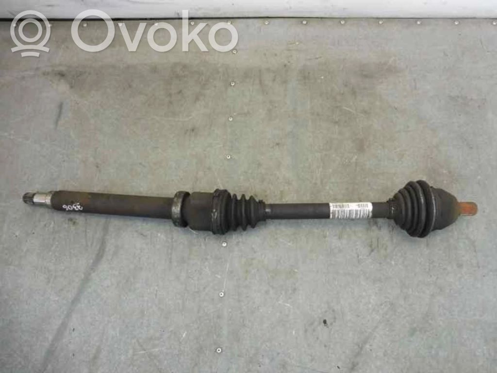 Ford Focus Priekinis pusašis 
