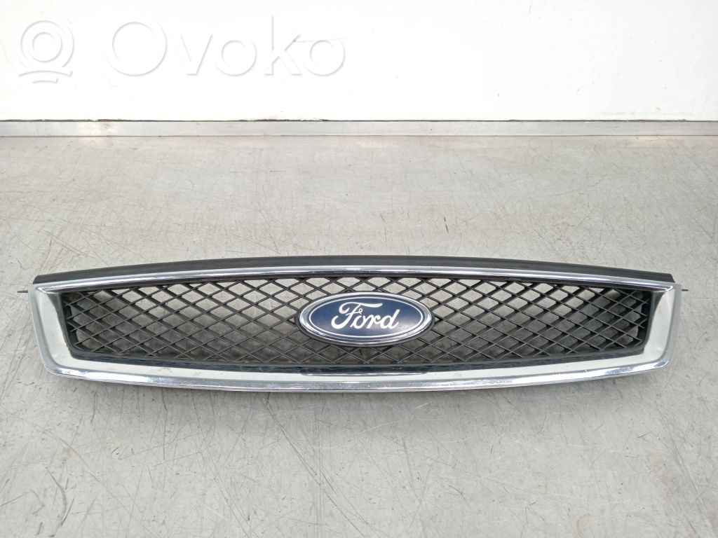 Ford Focus Etusäleikkö 