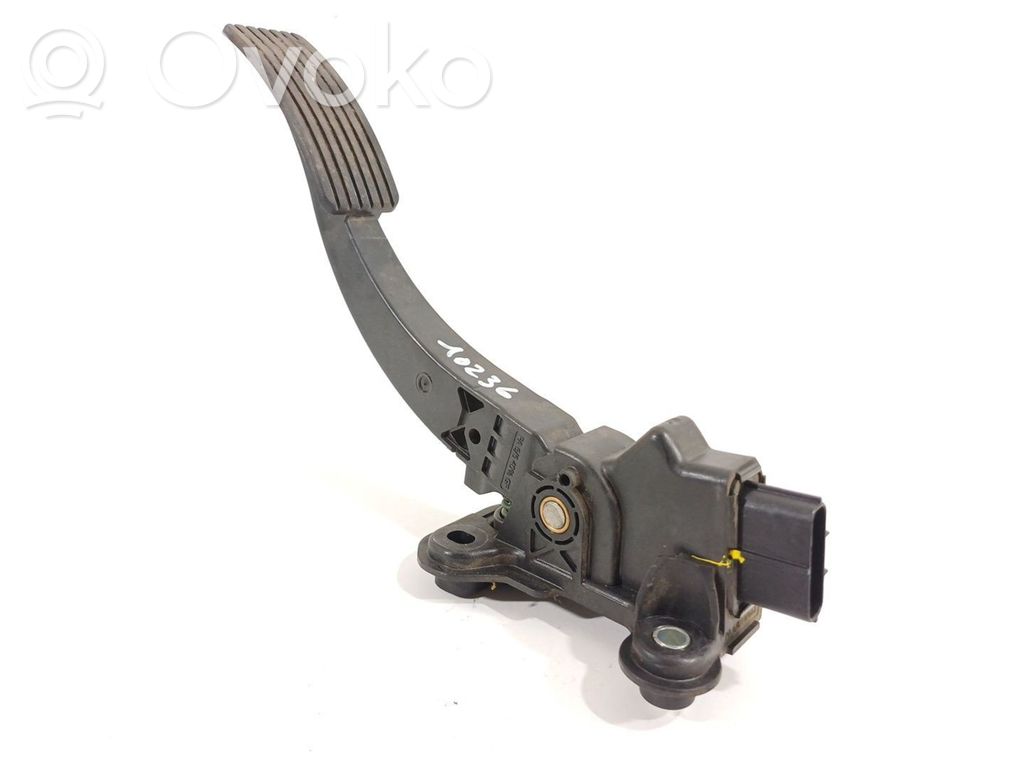 Sensor de aceleración   45229559871,MN101544