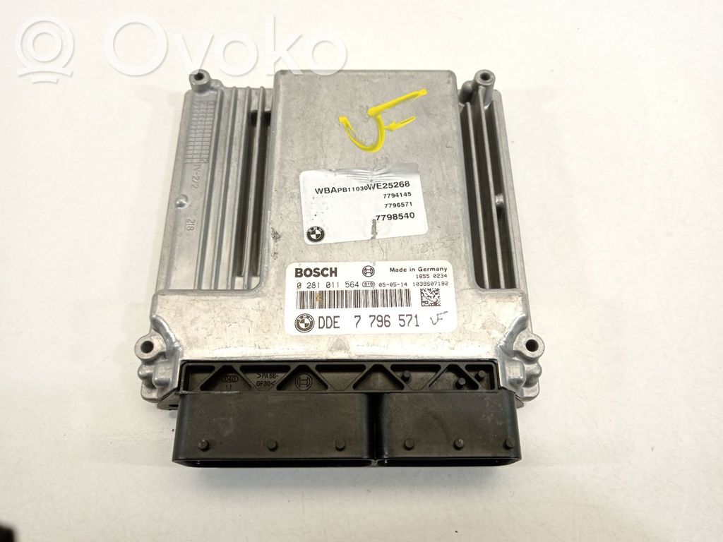 BMW X3 E83 Engine control unit/module 