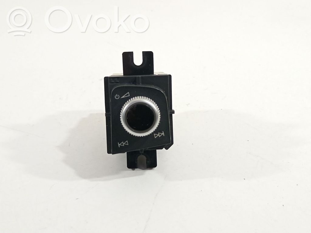 Interruptor de control multifunción   8W1919616