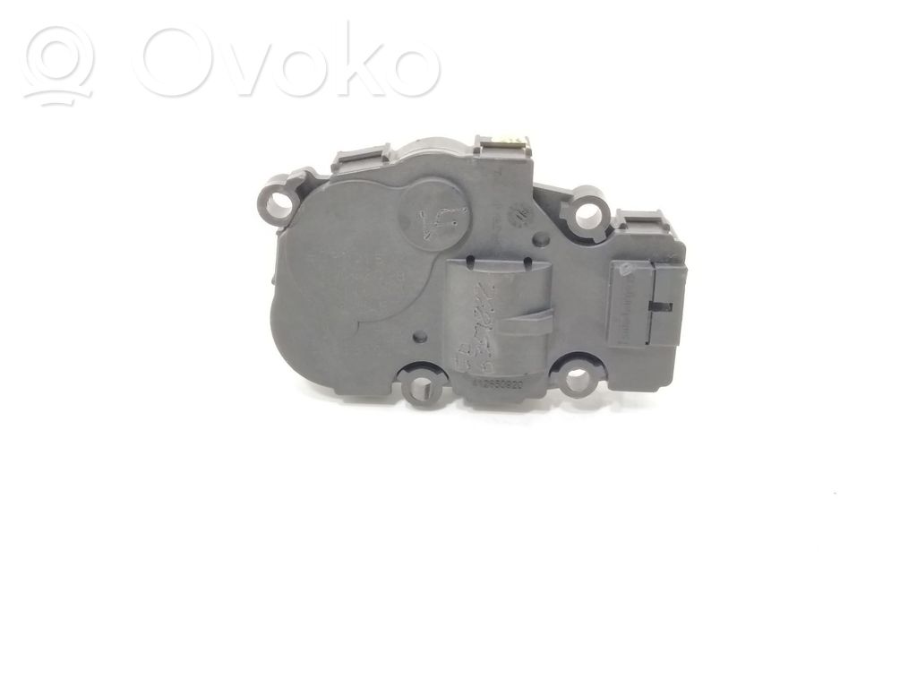 Audi A5 Obudowa nagrzewnicy 