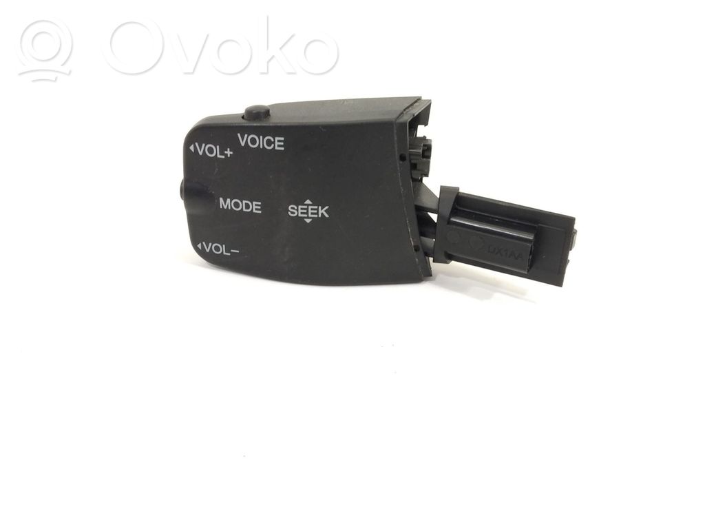 Multifunctional control switch/knob   3M5T14K147BE