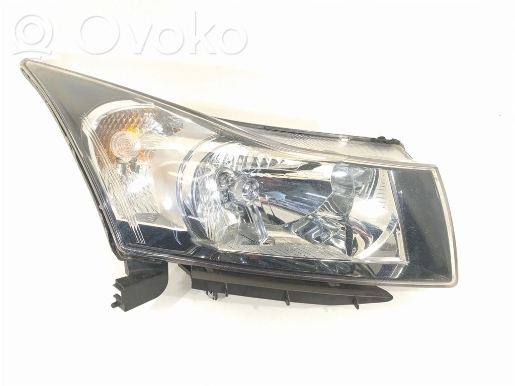 Chevrolet Cruze Headlight/headlamp 