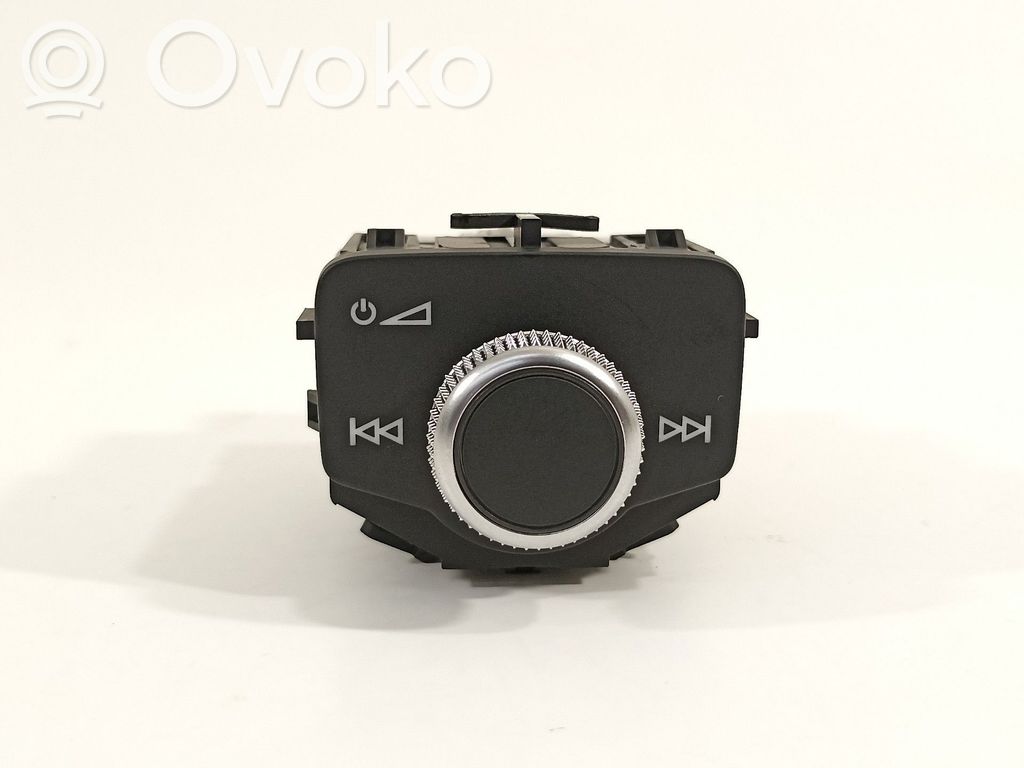 Audi A1 Multifunctional control switch/knob 