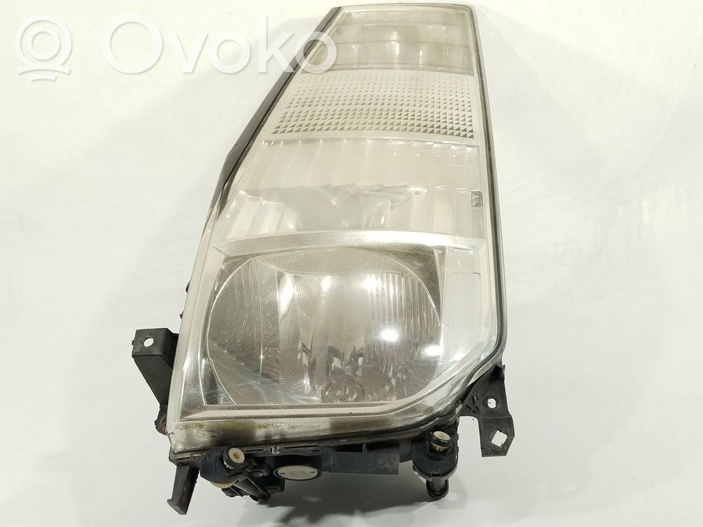 Renault Maxity Headlight/headlamp 
