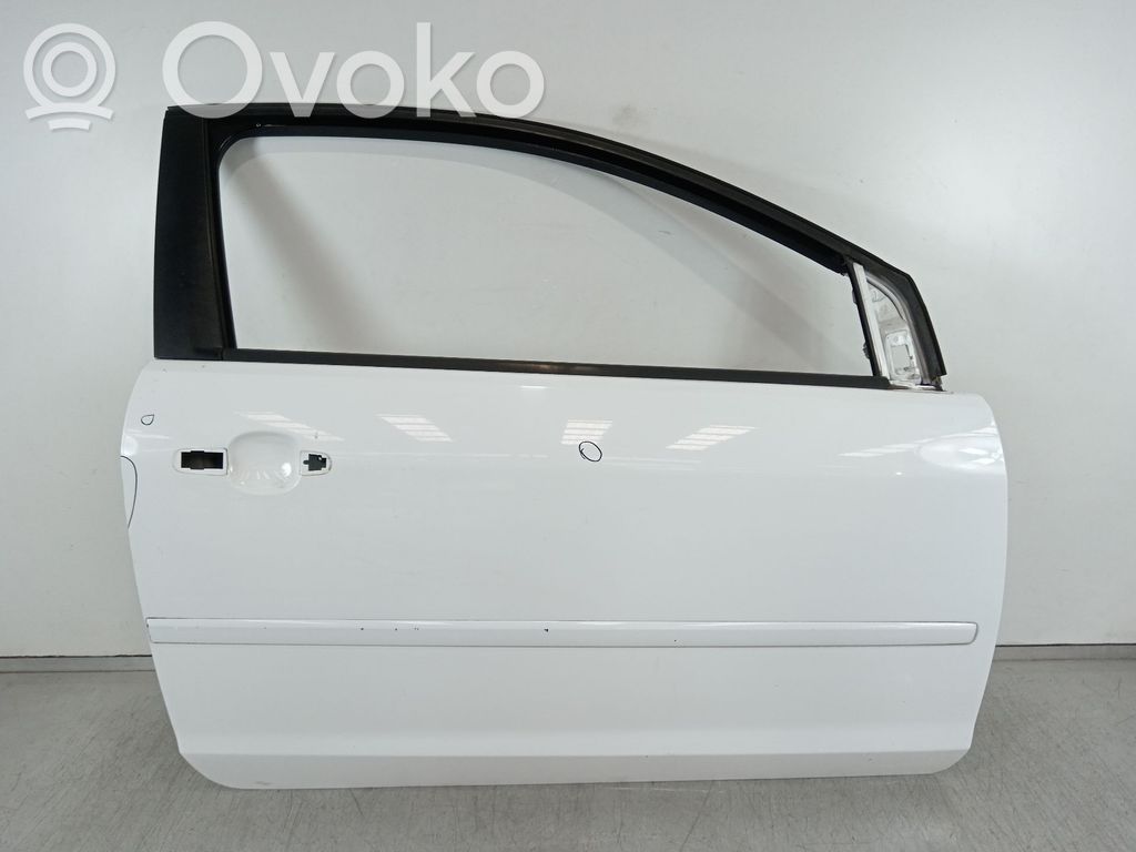 Ford Focus Дверь 