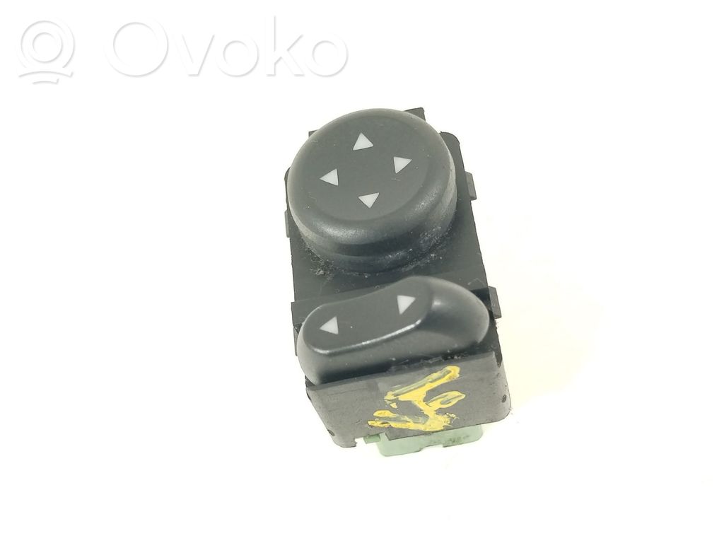Fiat Tipo Wing mirror switch 