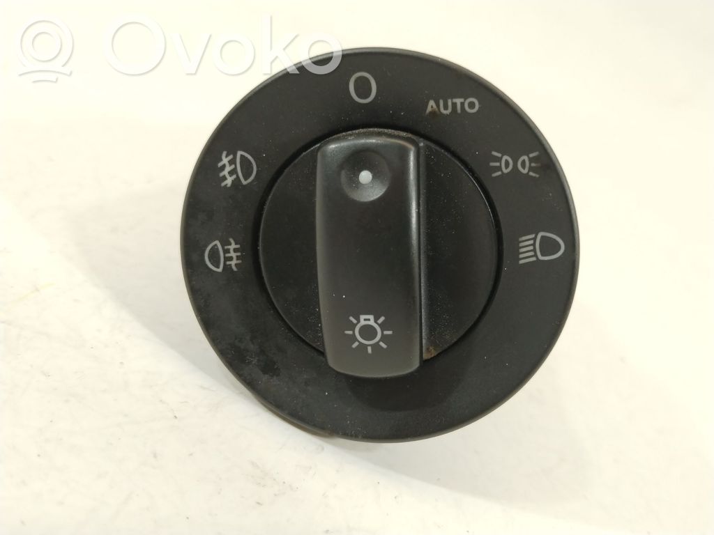 Panel lighting control switch   3R0941531A