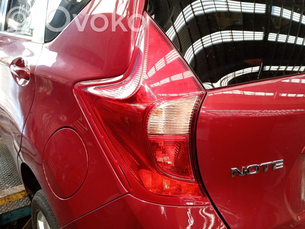 Rear/tail lights   266553VV0A,L90040287,265553VV0A