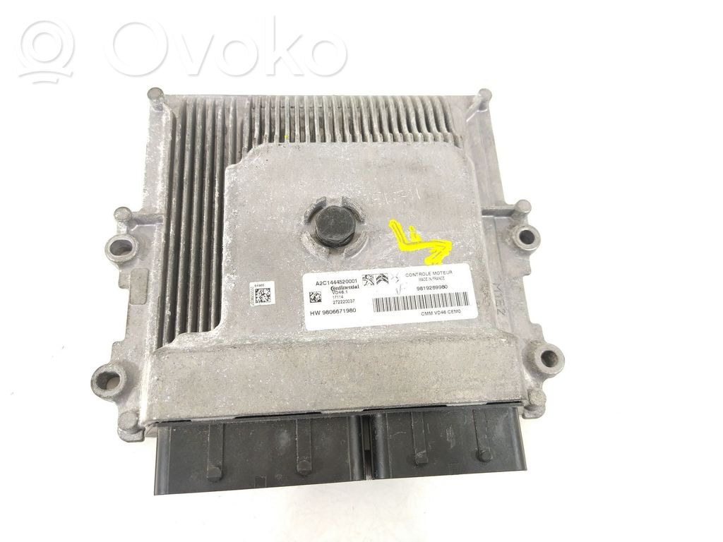 Opel Crossland X Engine control unit/module 