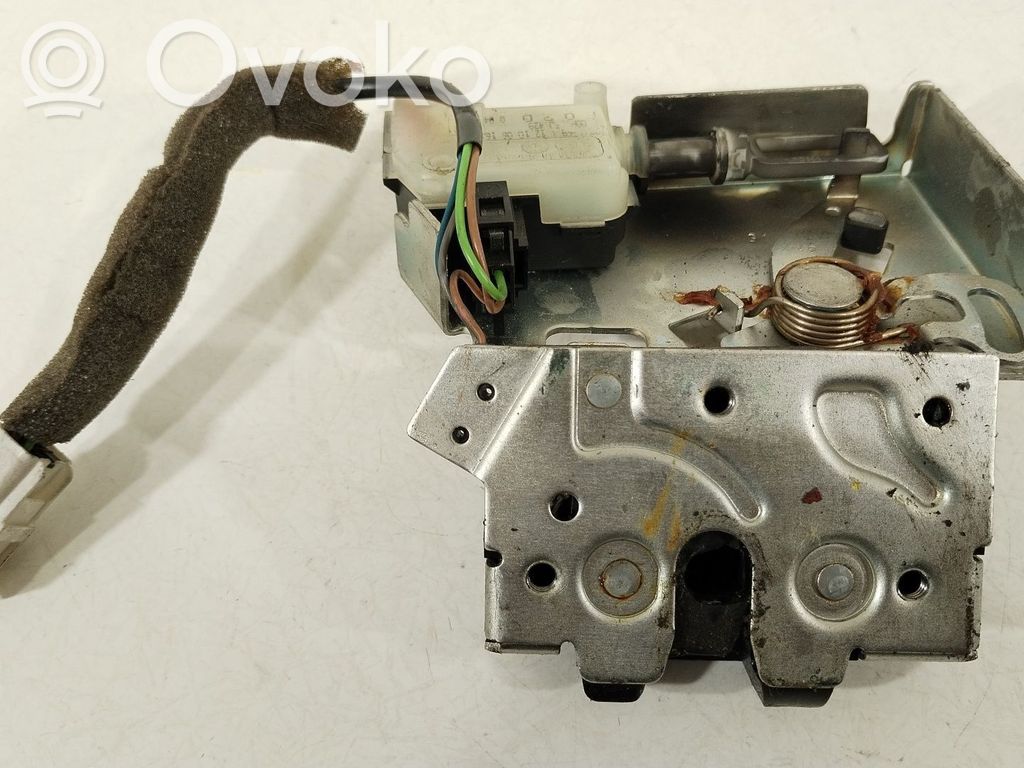 Jaguar X-Type Tailgate lock latch 
