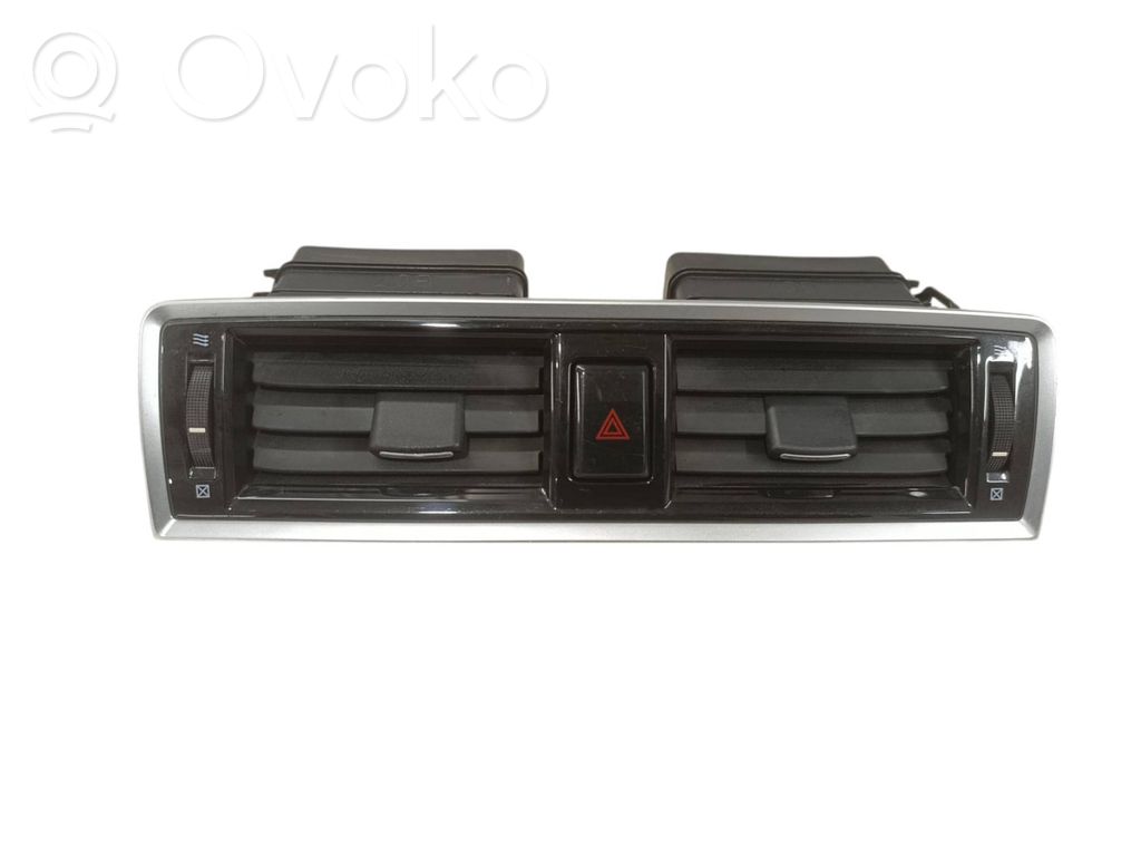 Subaru Outback (BS) Dash center air vent grill 
