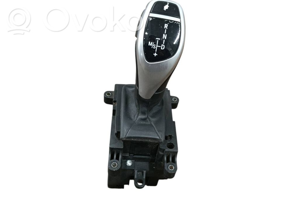 BMW 5 F10 F11 Pavarų perjungimo svirtis 
