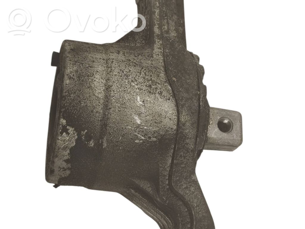 Maserati Ghibli Engine mount bracket 