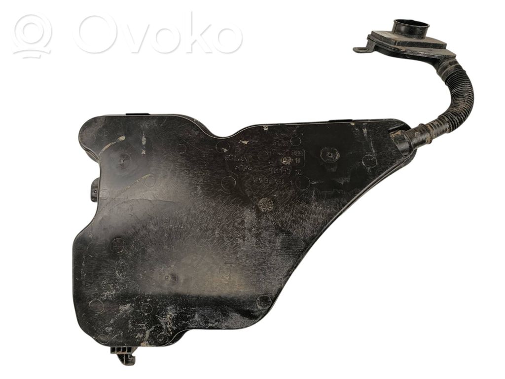 BMW 4 G22 G23 G24 G26 Langų skysčio bakelis 