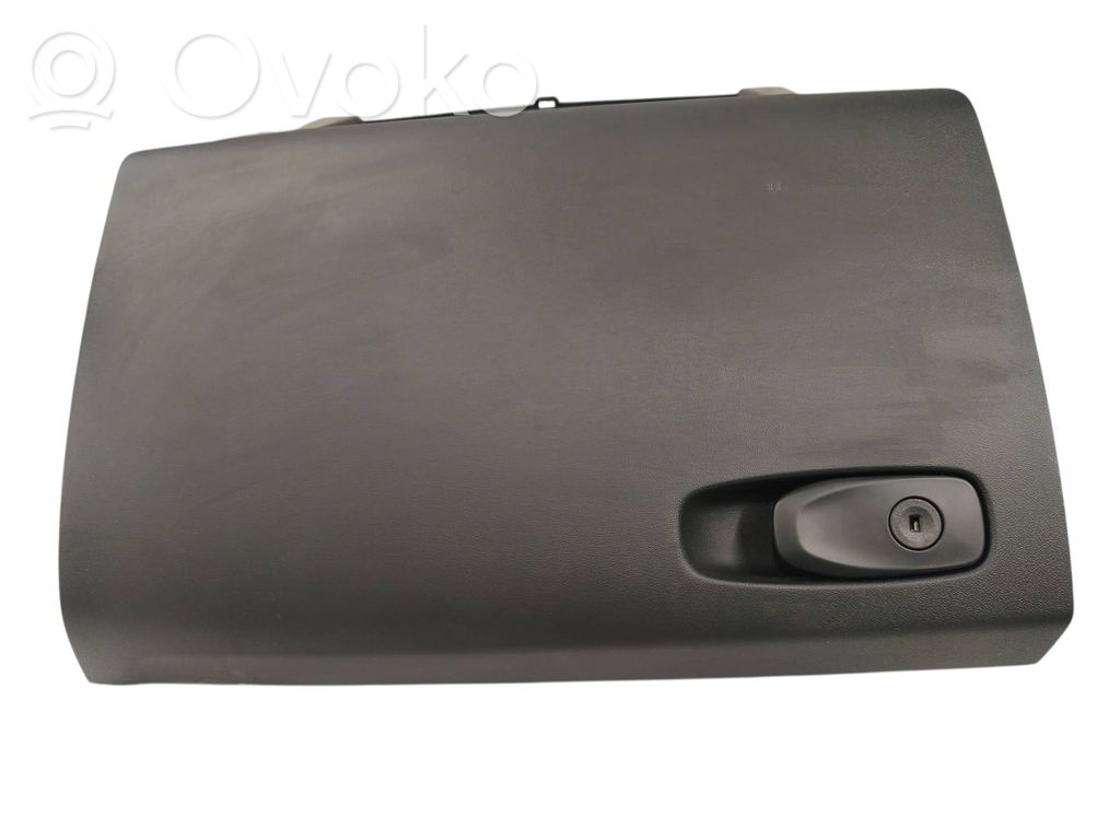 Volvo V40 Daiktadėžė 