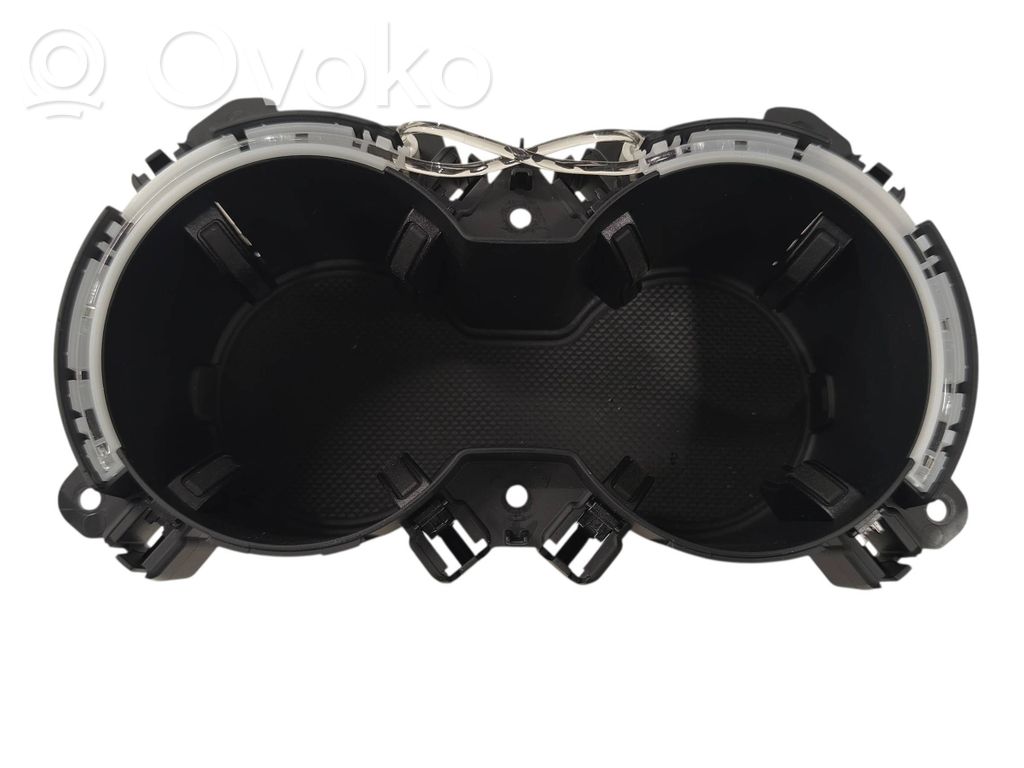 Audi A5 Cup holder front 