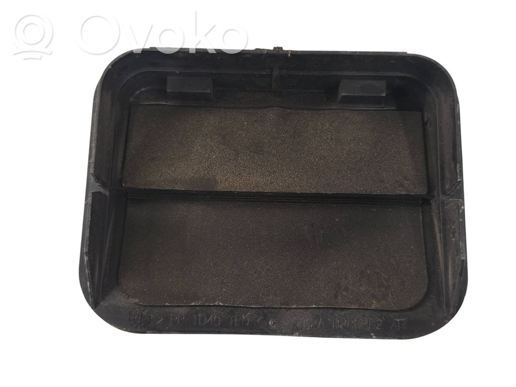 Tesla Model S Quarter panel pressure vent 