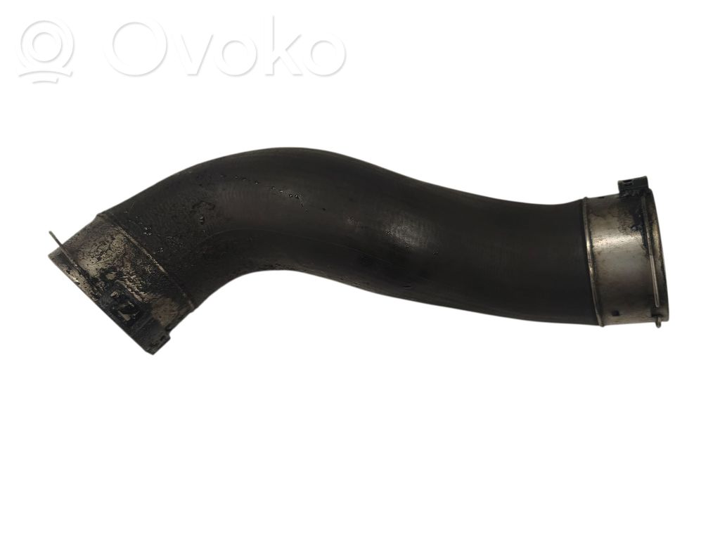 BMW 5 F10 F11 Wąż / Rura intercoolera 