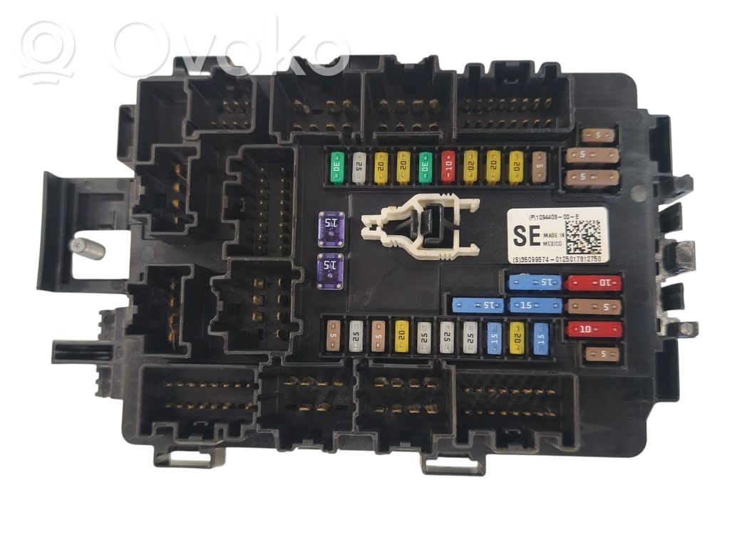 Tesla Model S Fuse module 