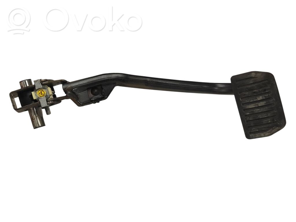 Volvo S90, V90 Brake pedal 