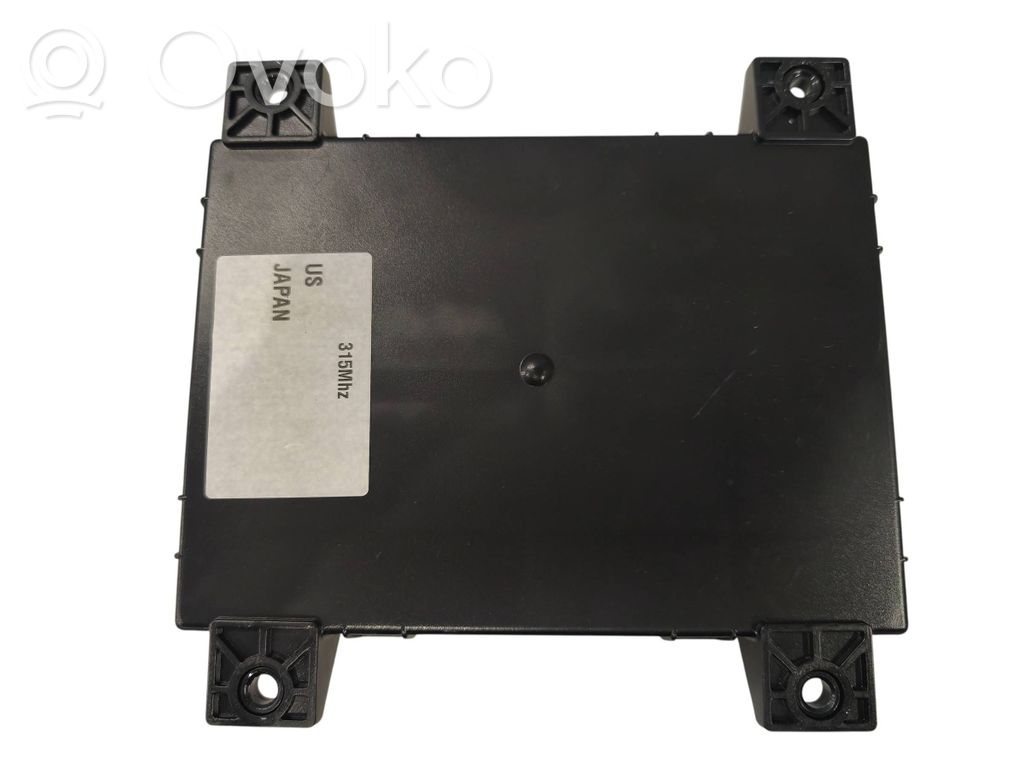 Sonstige Steuergeräte / Module   101090600G,80110731,P0747015B,A0747G03X