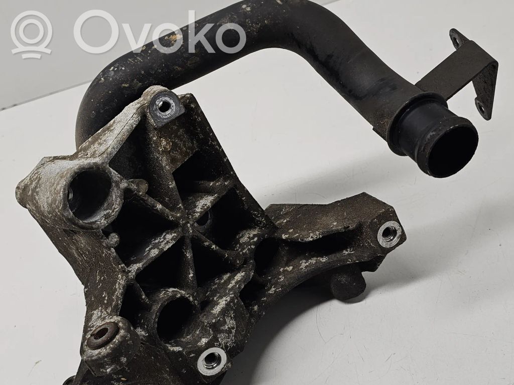 Audi Q7 4L Power steering pump mounting bracket 