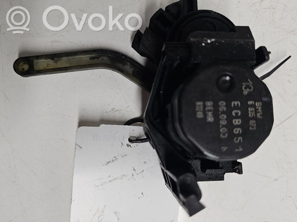 BMW 7 E65 E66 Oro sklendės varikliukas 
