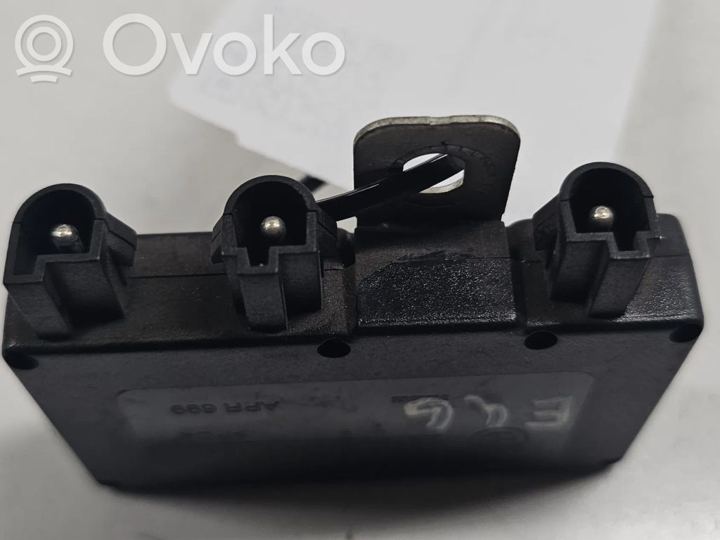 BMW 3 E46 Antenos valdymo blokas 