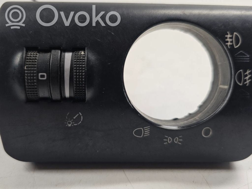 Audi A6 S6 C5 4B Headlight level height control switch 