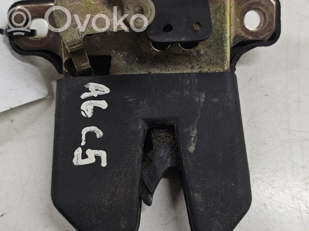 Audi A6 S6 C5 4B Tailgate/trunk/boot lock/catch/latch 