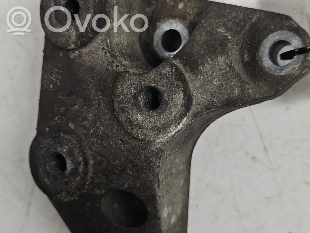 Opel Astra G Gearbox mounting bracket 