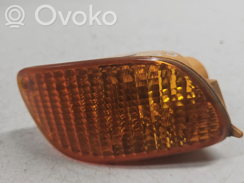 Ford Focus Front indicator light 