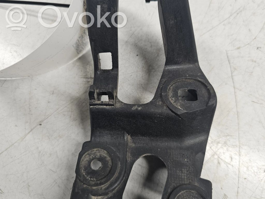 Audi A4 S4 B6 8E 8H Uchwyt / Mocowanie błotnika przedniego 